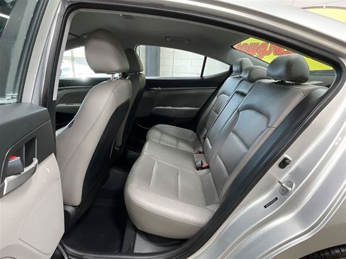Used 2017 Hyundai Elantra Limited FWD image 20