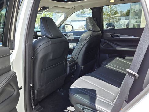 Certified 2023 INFINITI QX60 Luxe w/ Cargo Package AWD/4WD image 21