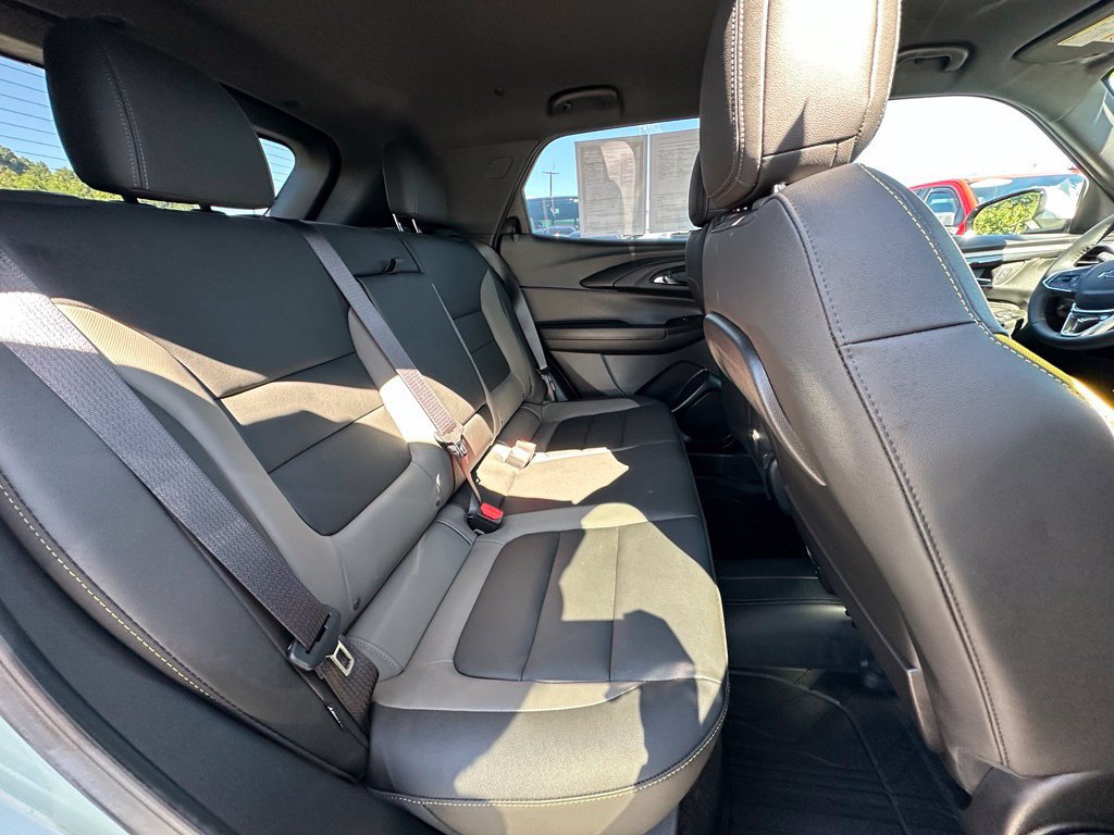 Used 2024 Chevrolet TrailBlazer ACTIV w/ Driver Confidence Package AWD/4WD image 24