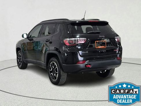Used 2024 Jeep Compass Trailhawk AWD/4WD image 3