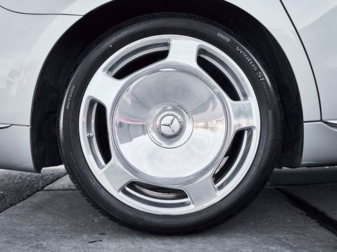 Used 2021 Mercedes-Benz Maybach S 580 4MATIC image 17