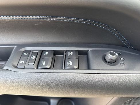 New 2026 Jeep Compass Latitude image 9