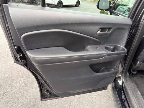 Used 2023 Honda Passport EX-L image 29