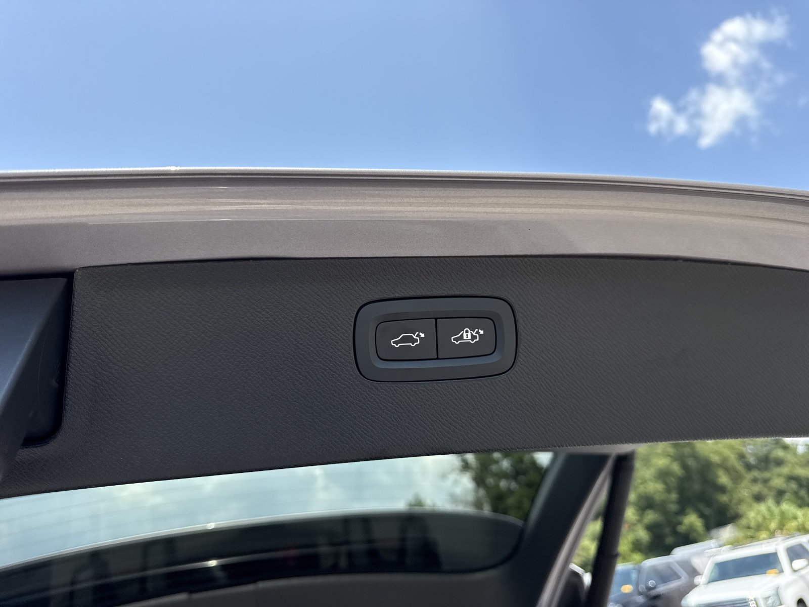 Certified 2026 Volvo XC90 B6 Plus AWD/4WD image 37