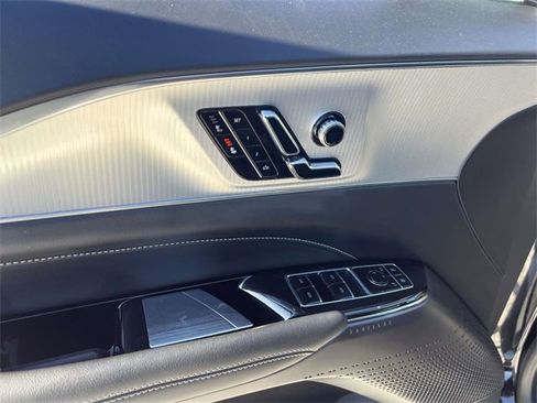 Used 2024 Cadillac Lyriq Tech image 19