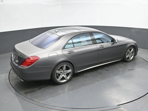 Used 2014 Mercedes-Benz S 63 AMG 4MATIC Sedan image 24