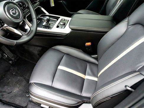 New 2026 MAZDA CX-90 3.3 Turbo w/ Premium Plus Pkg image 10