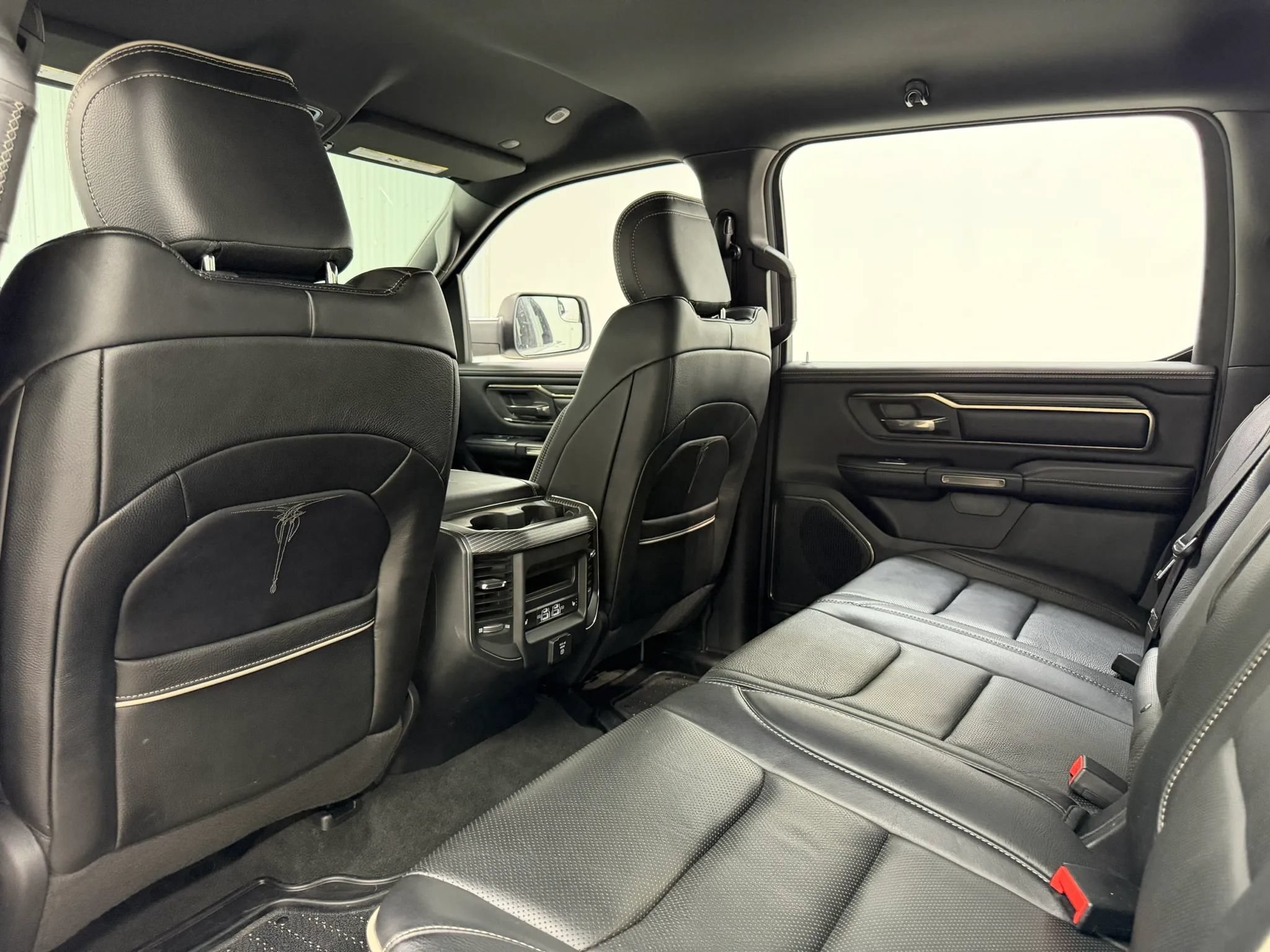 Used 2021 RAM 1500 Limited w/ Body Color Bumper Group AWD/4WD image 16