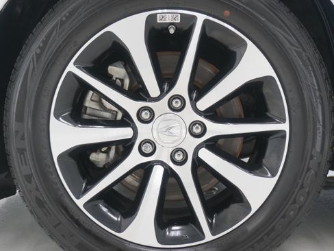 Used 2016 Acura TLX w/ Technology Package FWD image 29