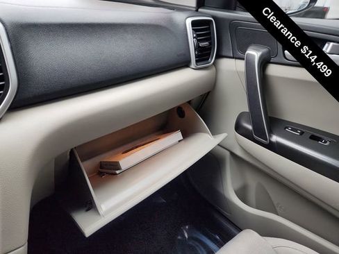 Used 2022 Kia Sportage LX image 42