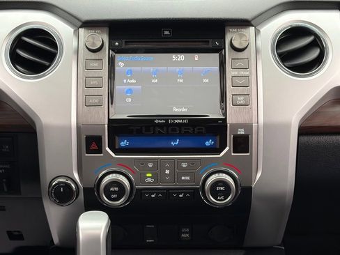 Used 2018 Toyota Tundra Limited w/ Limited Premium Package AWD/4WD image 31