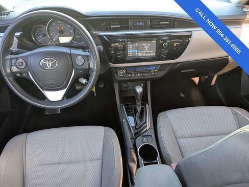 Used 2015 Toyota Corolla LE FWD image 14