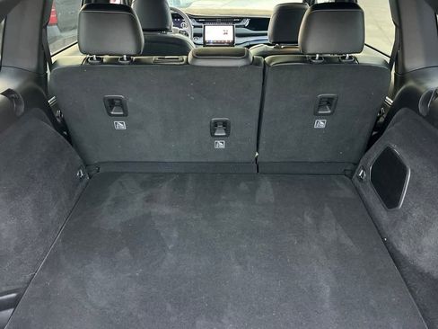 Used 2024 Jeep Grand Cherokee Overland w/ Trailer Tow Package image 15