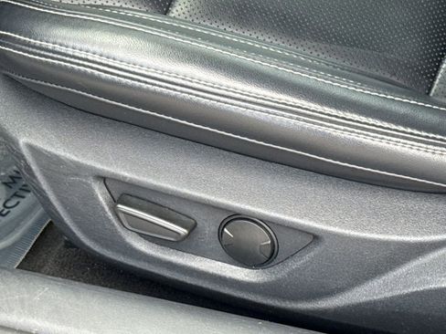 Used 2024 Ford Mustang Premium image 24