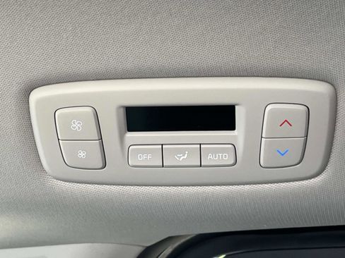 New 2026 Kia Carnival EX FWD image 20