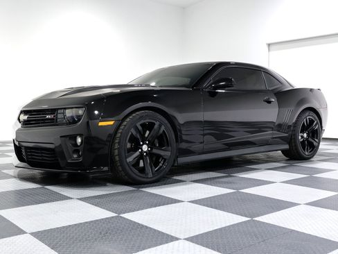 Used 2013 Chevrolet Camaro ZL1 image 6