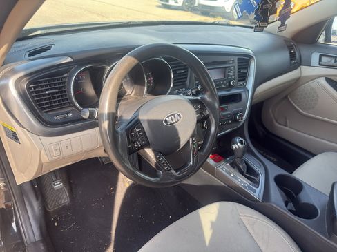 Used 2013 Kia Optima LX FWD image 10
