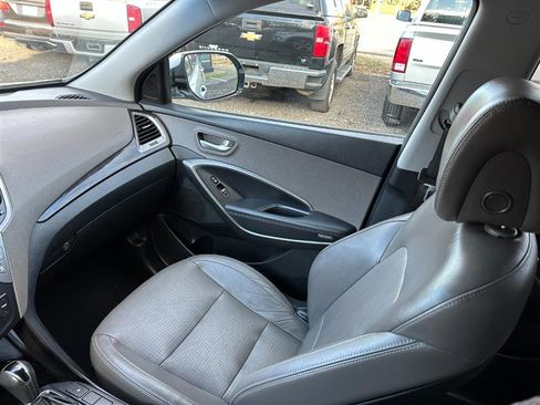 Used 2013 Hyundai Santa Fe Limited image 29