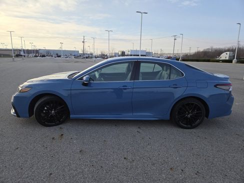 Used 2023 Toyota Camry XSE image 15