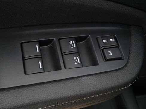 Used 2023 Honda Ridgeline Sport image 19