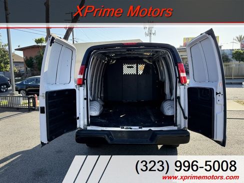 Used 2019 Chevrolet Express 2500 w/ Driver Convenience Package RWD image 12