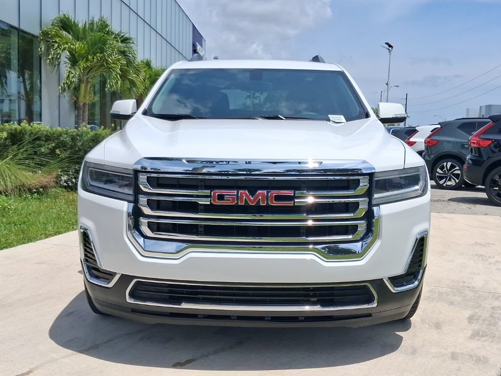 Used 2021 GMC Acadia SLE w/ Driver Convenience Package FWD image 2