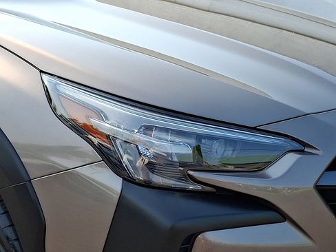 Certified 2024 Subaru Outback Limited AWD/4WD image 9