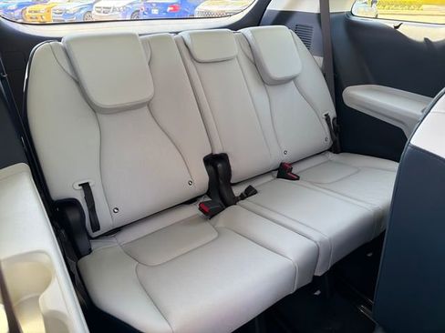 New 2026 Kia Carnival SX FWD image 24