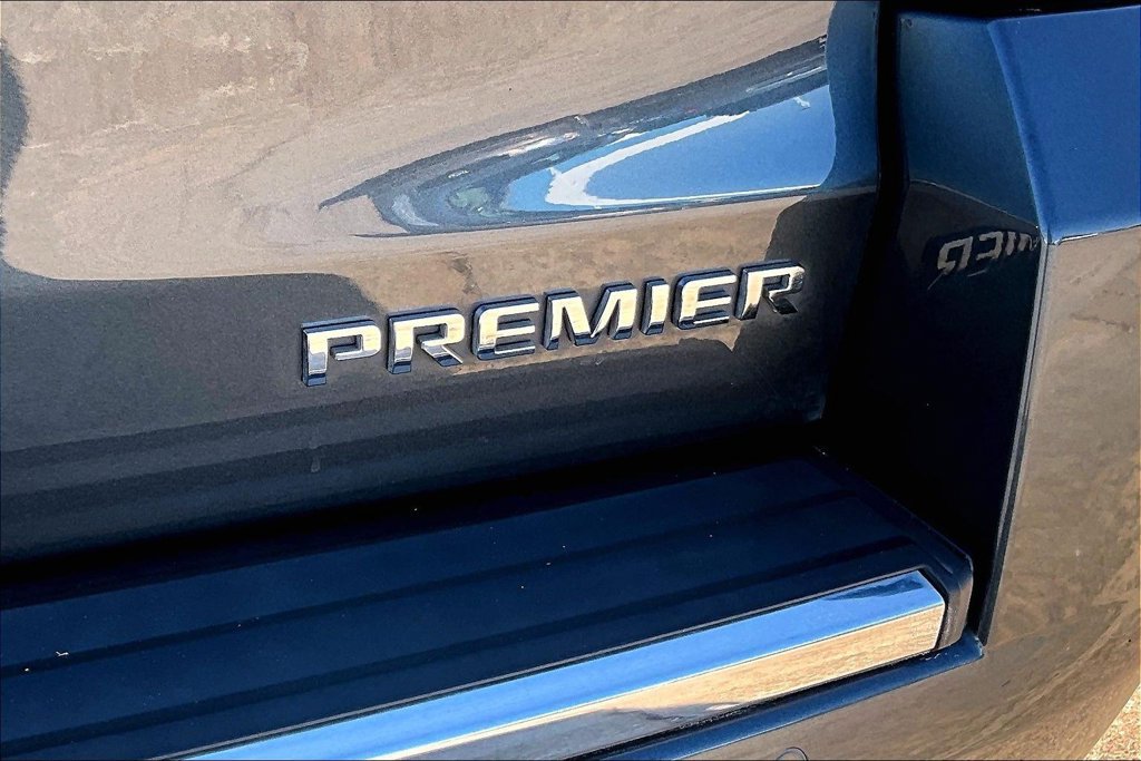 Used 2020 Chevrolet Tahoe Premier AWD/4WD image 32