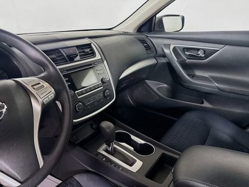 Used 2018 Nissan Altima 2.5 S w/ S Convenience Package image 10