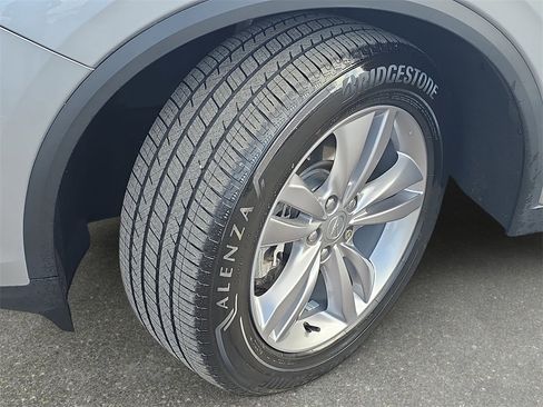 Used 2024 Acura MDX SH-AWD image 31