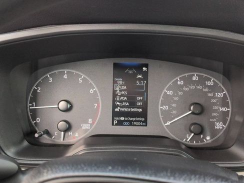 Certified 2024 Toyota Corolla Cross L FWD image 10