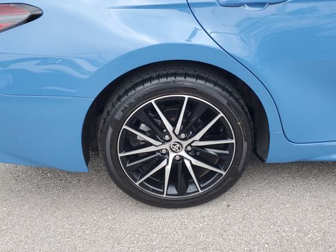 Certified 2024 Toyota Camry SE FWD image 5