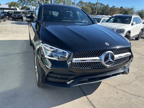 Used 2022 Mercedes-Benz GLC 300 image 3