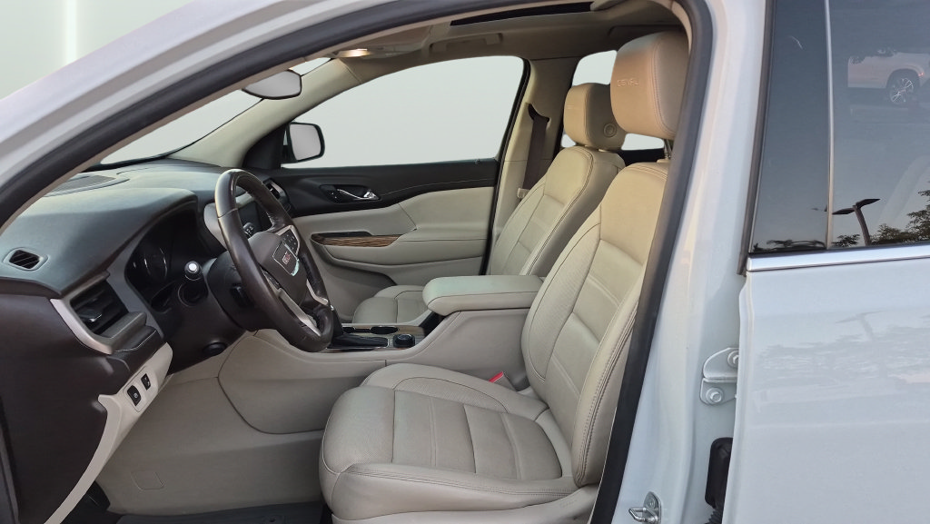 Used 2019 GMC Acadia Denali AWD/4WD image 11