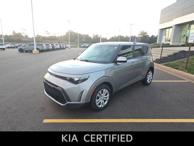 Used 2023 Kia Soul LX FWD image 5