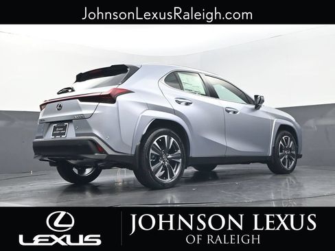 Used 2026 Lexus UX 300h FWD image 20