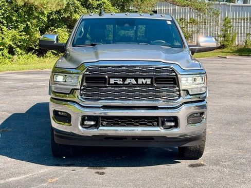 Used 2022 RAM 2500 Limited AWD/4WD image 12
