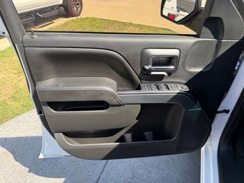 Used 2015 Chevrolet Silverado 1500 LT w/ Texas Edition, 1LT Trim RWD image 8