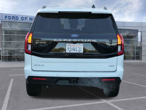 Used 2025 Ford Expedition Max Active image 6