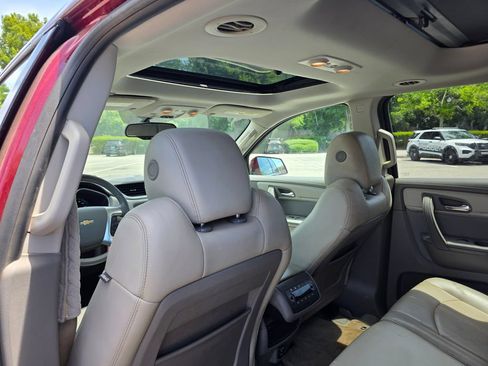 Used 2015 Chevrolet Traverse LT AWD/4WD image 27