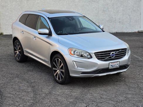 Used 2015 Volvo XC60 T5 Premier image 8
