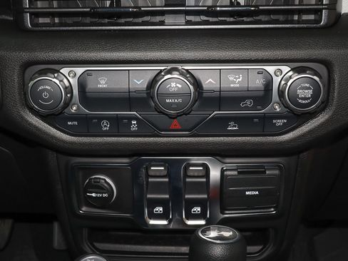 New 2026 Jeep Wrangler Sport AWD/4WD image 19