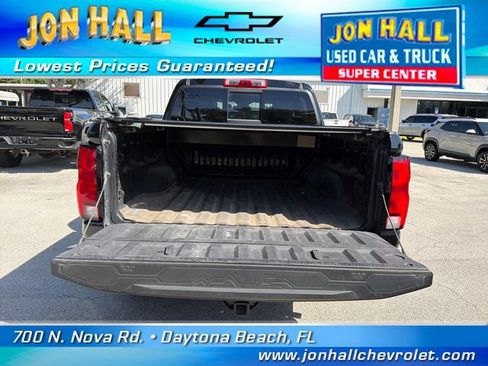 Used 2024 Chevrolet Colorado LT w/ LT Convenience Package III AWD/4WD image 10