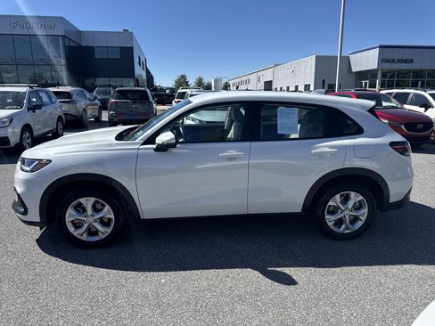 Used 2024 Honda HR-V LX image 18