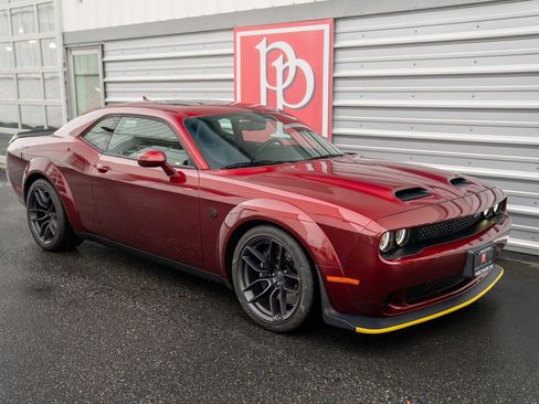 Used 2019 Dodge Challenger SRT Hellcat Redeye RWD image 36