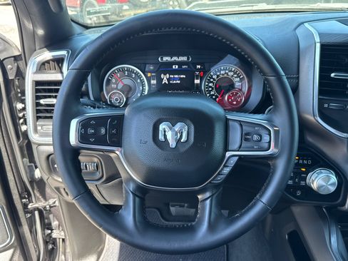 Used 2024 RAM 1500 Laramie AWD/4WD image 17