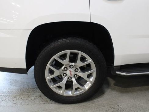 Used 2016 GMC Yukon SLT w/ Open Road Package AWD/4WD image 30