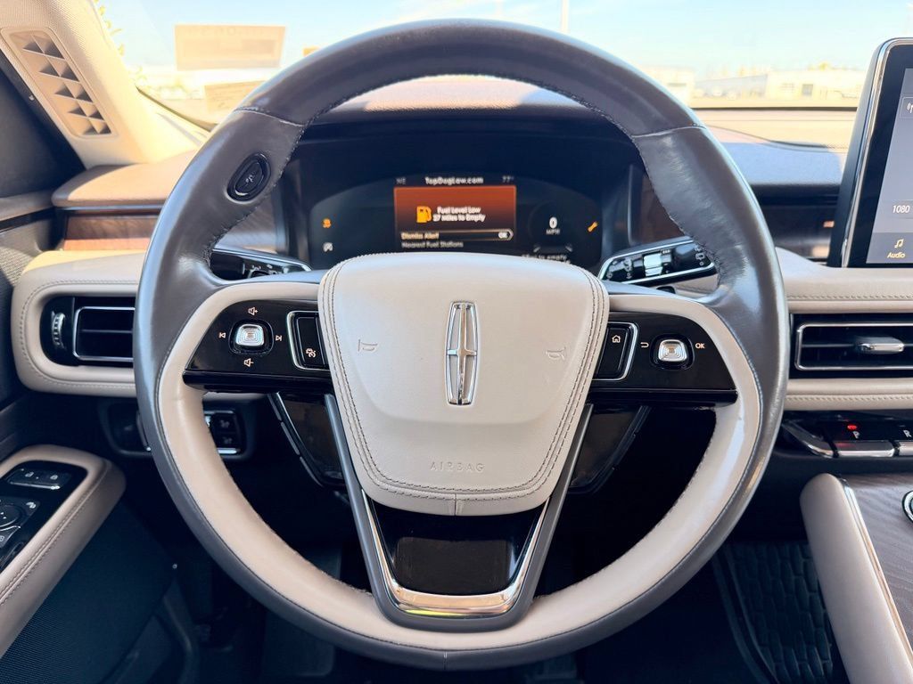 Used 2020 Lincoln Aviator Reserve w/ Equipment Group 201A AWD/4WD image 22