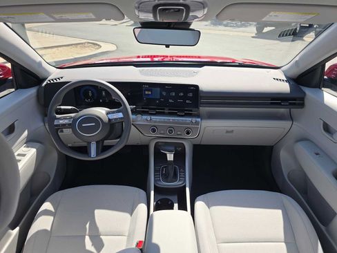 Used 2026 Hyundai Kona SE FWD image 18